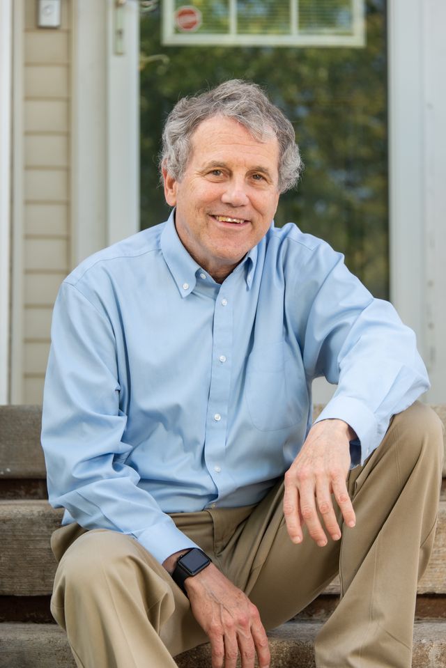 Sherrod Brown: Donate today!
