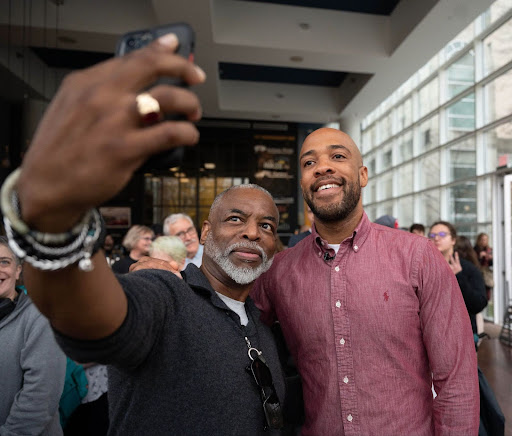 LeVar Burton: Donate to Mandela Barnes and Blue Vision
